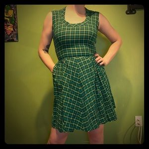 Sleeveless green plaid dress